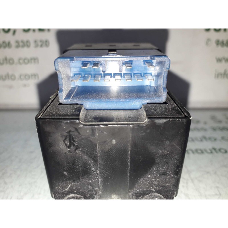 Recambio de mando elevalunas delantero izquierdo para daewoo nubira berlina sx (1999) referencia OEM IAM 96190771 96190775 96206