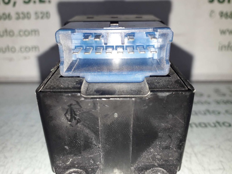 Recambio de mando elevalunas delantero izquierdo para daewoo nubira berlina sx (1999) referencia OEM IAM 96190771 96190775 96206