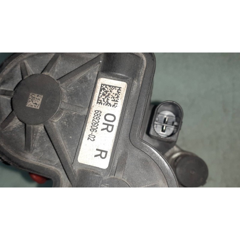 Recambio de pinza de freno trasera derecha para bmw serie 1 lim. (f40) 118i referencia OEM IAM 689260602 ATE 11628210233