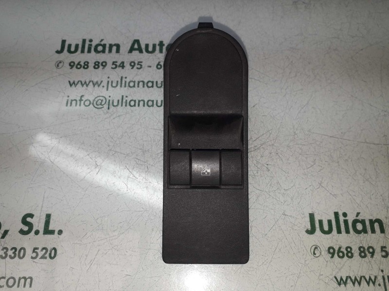 Recambio de mando elevalunas delantero derecho para opel astra h ber. edition referencia OEM IAM 13228709  