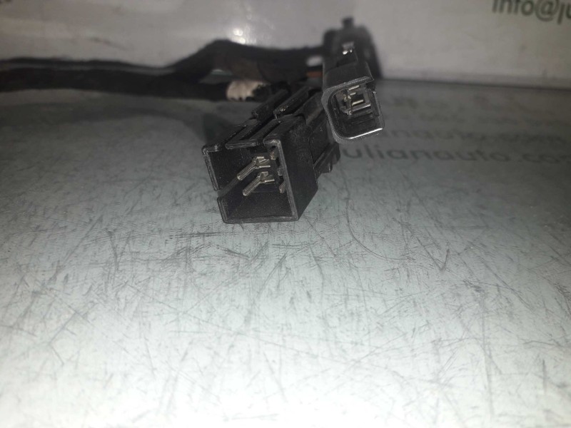 Recambio de mando elevalunas delantero derecho para opel vectra b berlina básico (1999) referencia OEM IAM 4670401  