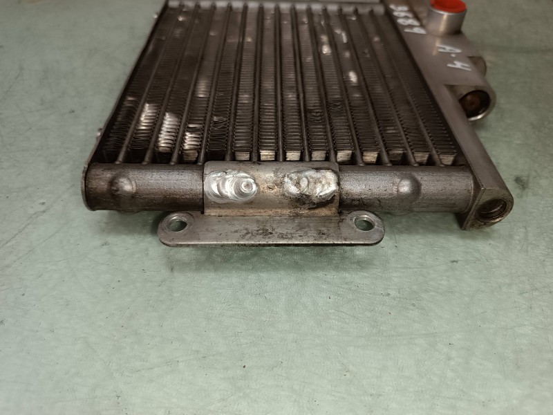 Recambio de radiador aceite para audi a4 berlina (8e) 2.5 tdi quattro (132kw) referencia OEM IAM 8E0317021A  