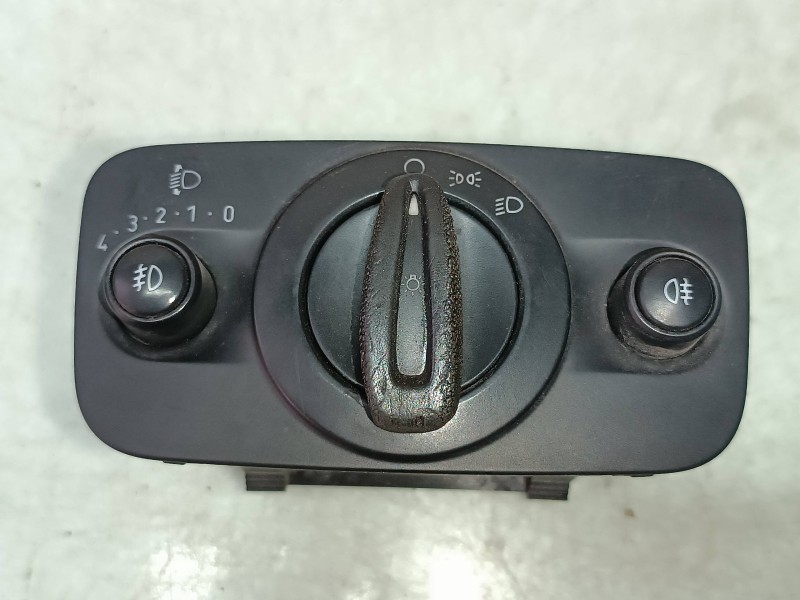 Recambio de mando luces para ford fiesta (cb1) trend referencia OEM IAM 8A6T13A024BB 10004132 G0GMA