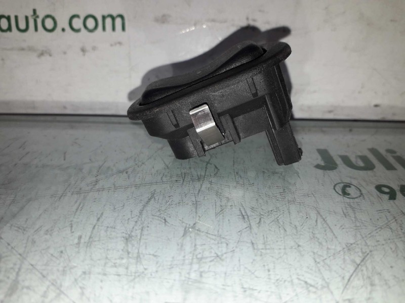 Recambio de mando elevalunas delantero derecho para opel meriva cosmo referencia OEM IAM 13363102 24409207 