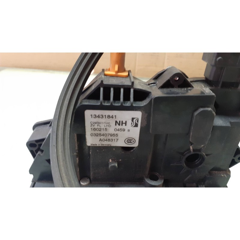 Recambio de cerradura puerta delantera izquierda para opel corsa e edition ecoflex referencia OEM IAM 13431841 1602150459 032540