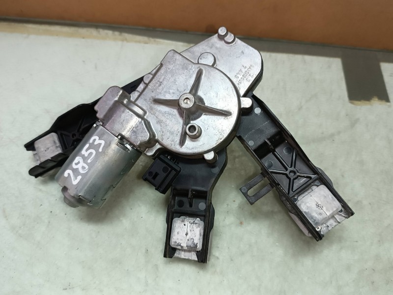 Recambio de motor limpia trasero para peugeot 308 business line referencia OEM IAM 9819523180 0390205010 BOSCH