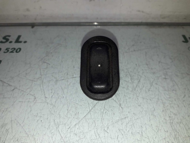 Recambio de mando elevalunas delantero derecho para opel astra g berlina comfort referencia OEM IAM 13353100 90561388 