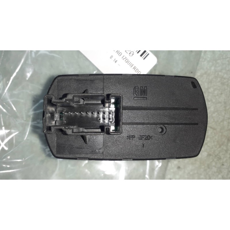 Recambio de mando elevalunas delantero izquierdo para opel corsa e edition ecoflex referencia OEM IAM 13430017 GM 315625731