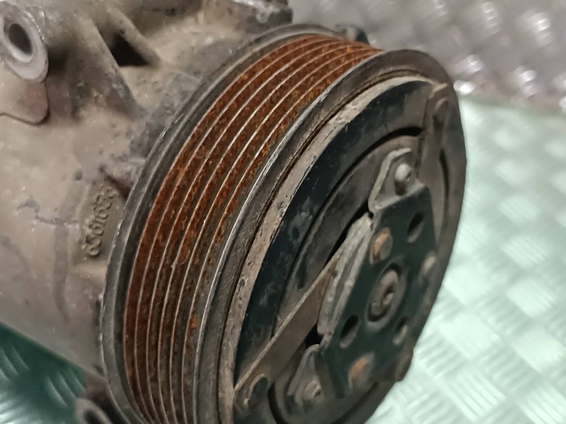 Recambio de compresor aire acondicionado para renault scenic ii confort authentique referencia OEM IAM 8200309193  DELPHI