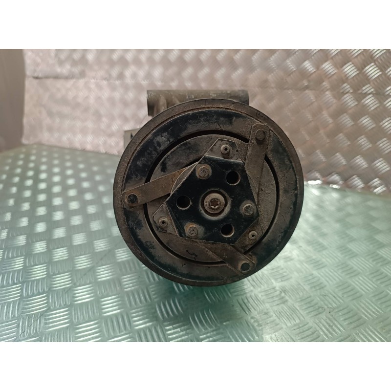Recambio de compresor aire acondicionado para renault scenic ii confort authentique referencia OEM IAM 8200309193  DELPHI