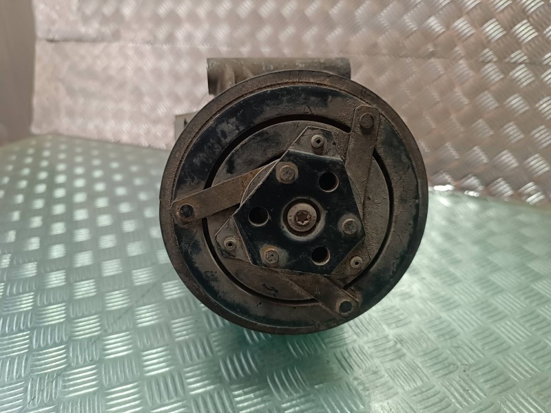 Recambio de compresor aire acondicionado para renault scenic ii confort authentique referencia OEM IAM 8200309193  DELPHI