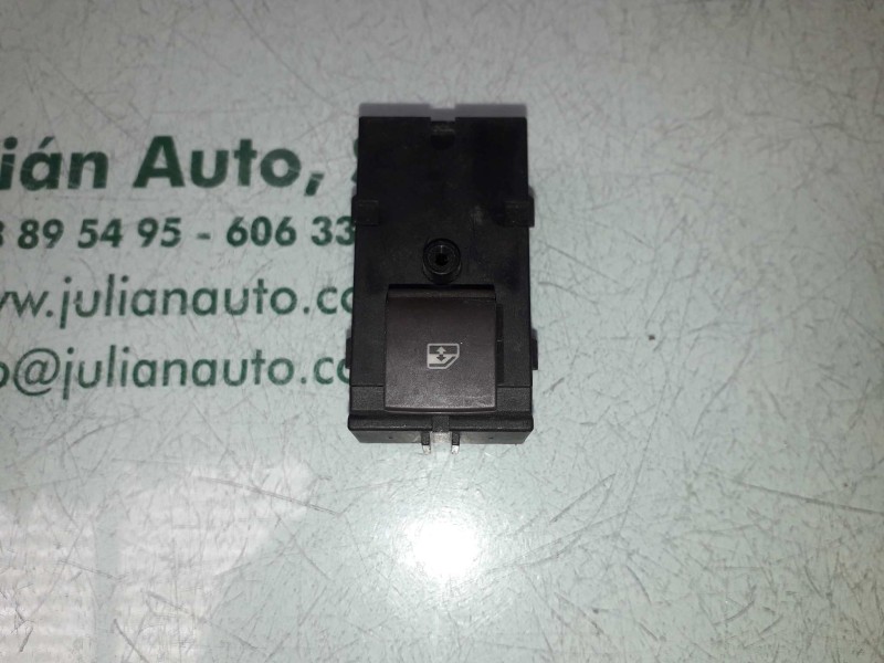 Recambio de mando elevalunas trasero izquierdo para opel insignia berlina cosmo referencia OEM IAM 13301889 211600 