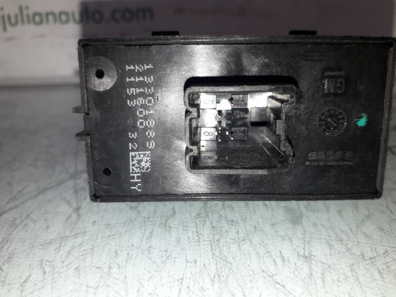 Recambio de mando elevalunas trasero izquierdo para opel insignia berlina cosmo referencia OEM IAM 13301889 211600 