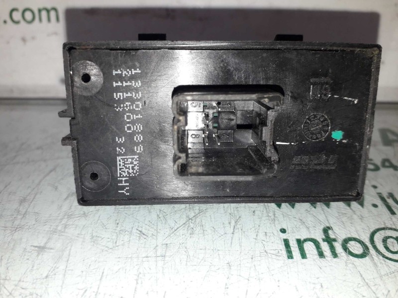 Recambio de mando elevalunas trasero derecho para opel insignia berlina cosmo referencia OEM IAM 13301889 211600 