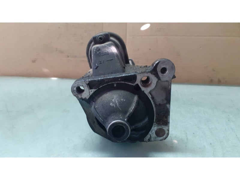 Recambio de motor arranque para renault megane ii classic berlina confort authentique referencia OEM IAM 8200331251 D7R49 VALEO