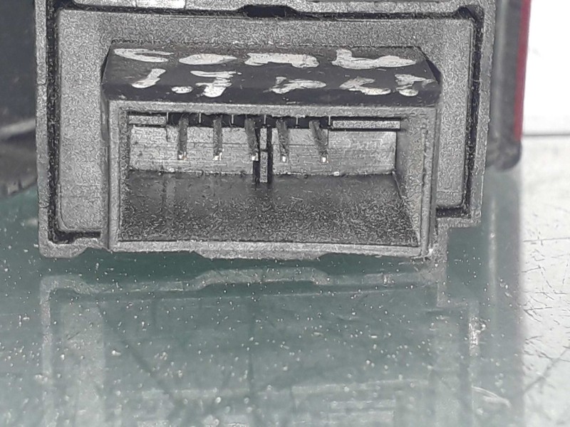 Recambio de warning para opel combo (corsa c) familiar referencia OEM IAM 9164141 045601A 