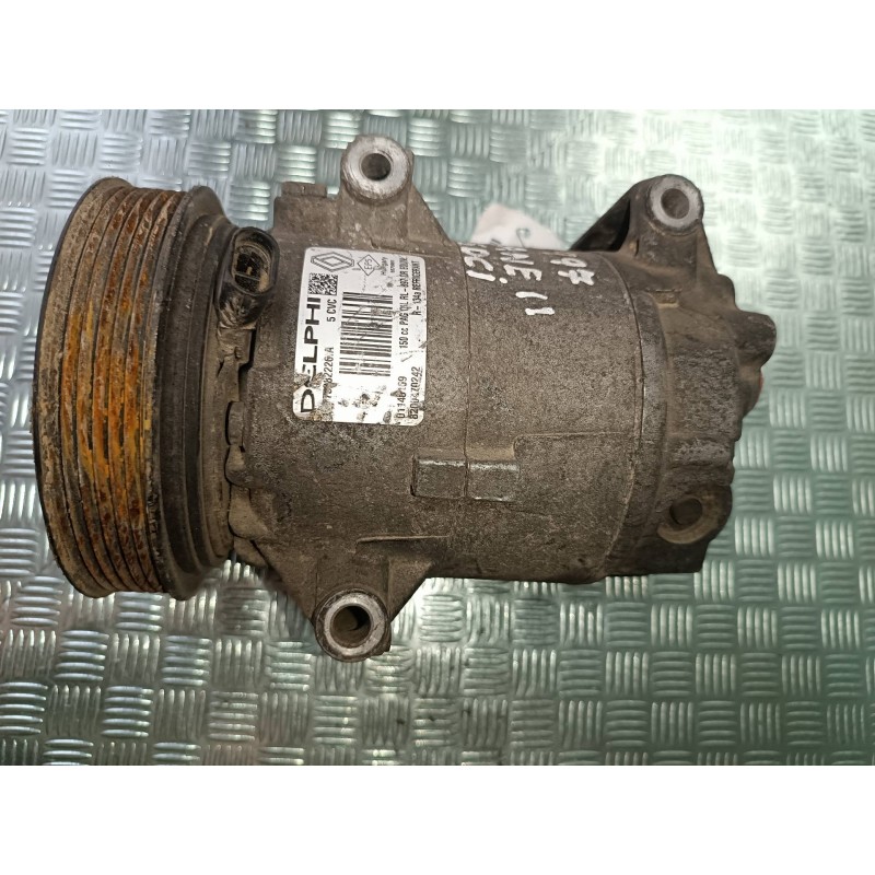 Recambio de compresor aire acondicionado para renault megane ii berlina 5p confort authentique referencia OEM IAM 8200470242  DE