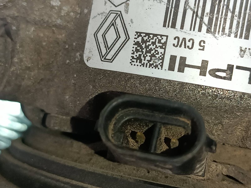 Recambio de compresor aire acondicionado para renault megane ii berlina 5p confort authentique referencia OEM IAM 8200470242  DE