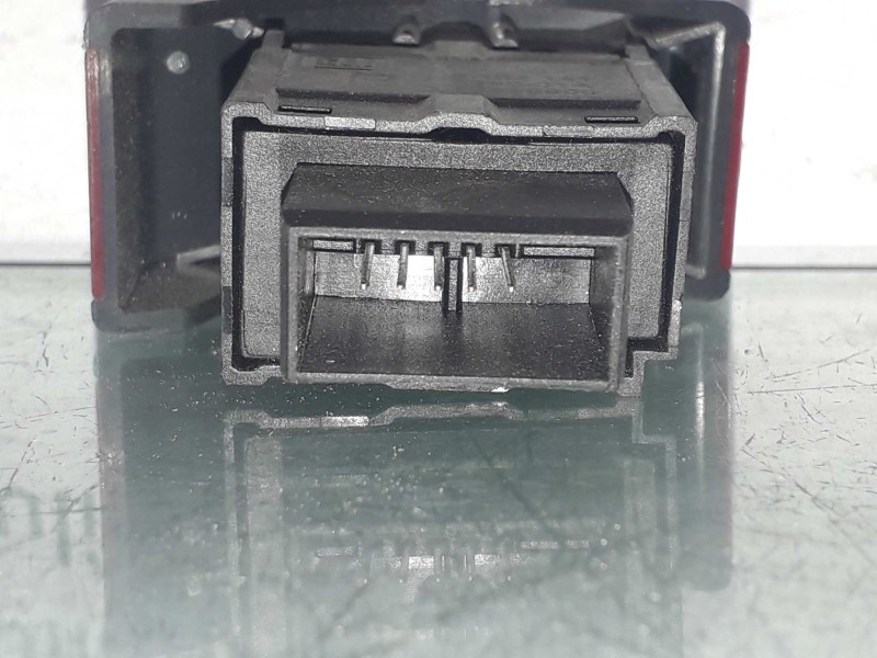 Recambio de warning para opel corsa c comfort referencia OEM IAM 9164141 314001A 