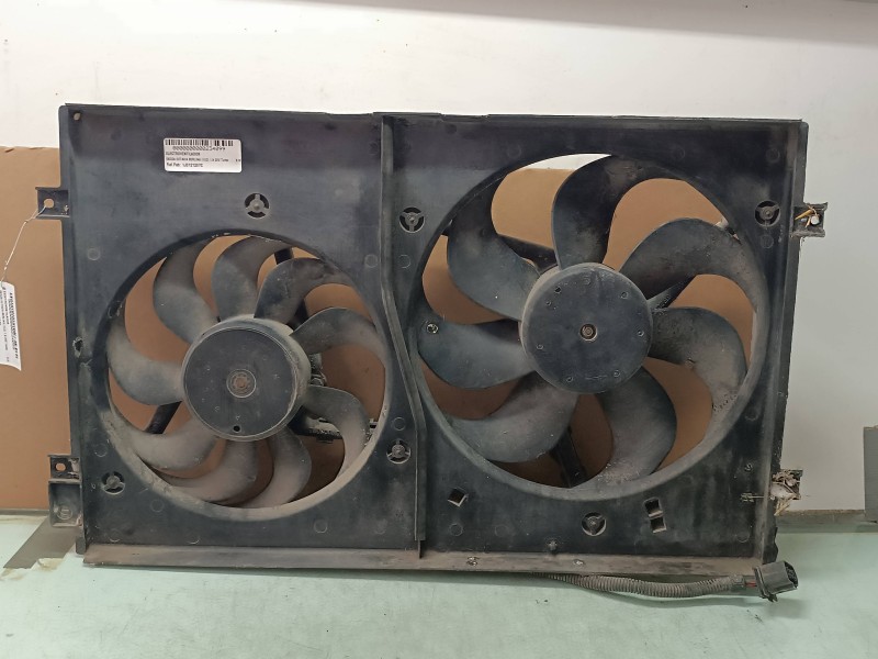 Recambio de electroventilador para skoda octavia berlina (1u2) 1.8 20v turbo referencia OEM IAM 1J0121207C 1J0121205 1355D2352