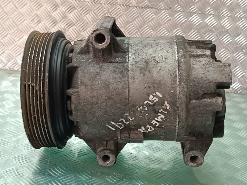 Recambio de compresor aire acondicionado para nissan almera (n16/e) acenta referencia OEM IAM 6561318  DELPHI