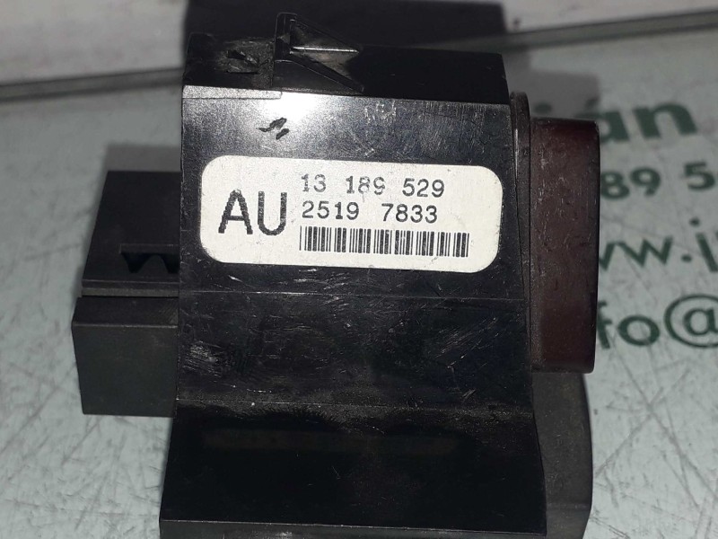 Recambio de warning para opel corsa d cosmo referencia OEM IAM 13189529 25197833 