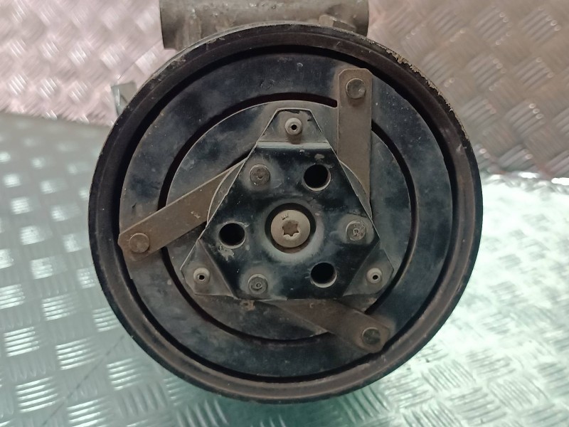Recambio de compresor aire acondicionado para renault scenic ii confort dynamique referencia OEM IAM 8200316164  DELPHI