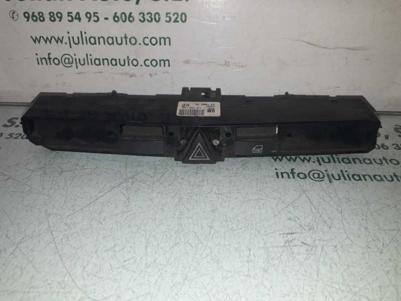Recambio de warning para opel astra h caravan cosmo referencia OEM IAM 03758075 13100105 