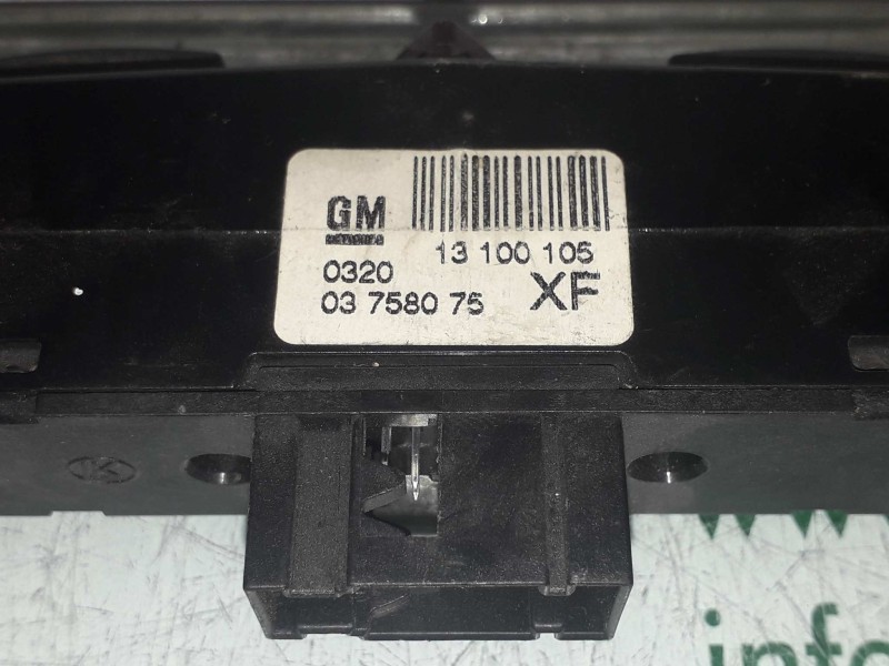 Recambio de warning para opel astra h caravan cosmo referencia OEM IAM 03758075 13100105 