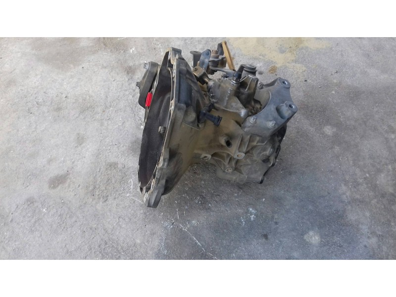 Recambio de caja cambios para opel corsa d selective referencia OEM IAM F17 A14287714AT9W419 5 VELOCIDADES