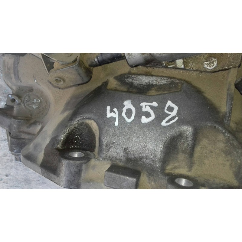Recambio de caja cambios para opel corsa d selective referencia OEM IAM F17 A14287714AT9W419 5 VELOCIDADES
