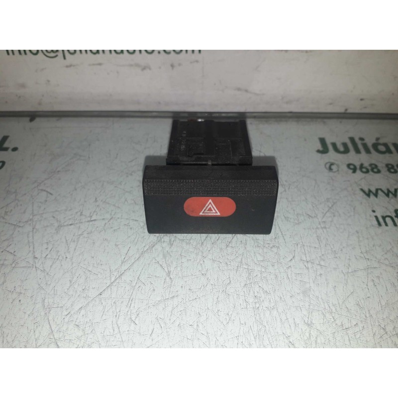 Recambio de warning para opel vectra b berlina básico (1999) referencia OEM IAM 09134513 09138047 