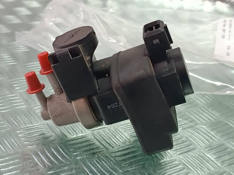 Recambio de valvula aire adicional para kia carens (un) concept referencia OEM IAM 36611200  CONECTOR 2 PINES