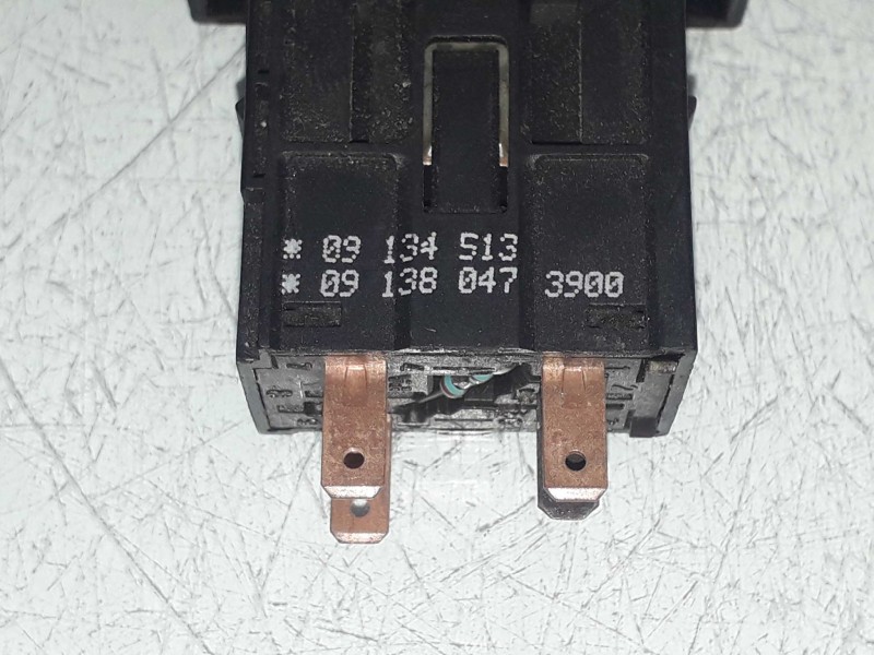 Recambio de warning para opel vectra b berlina básico (1999) referencia OEM IAM 09134513 09138047 