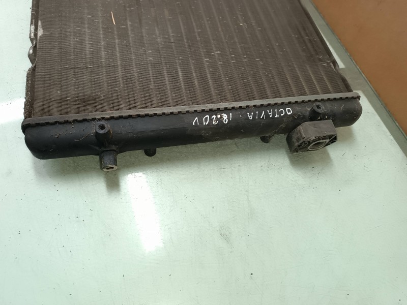 Recambio de radiador agua para skoda octavia berlina (1u2) 1.8 20v turbo referencia OEM IAM 1J0121253H 1J0121253 