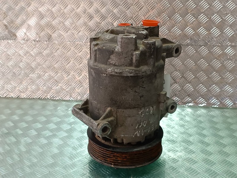Recambio de compresor aire acondicionado para renault megane ii berlina 5p dynamique referencia OEM IAM 8200457418 R134A DELPHI