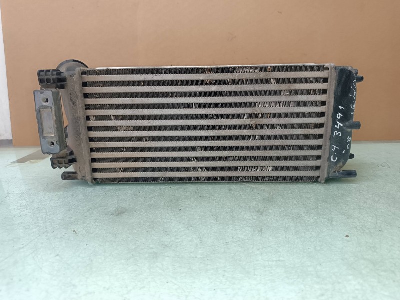 Recambio de intercooler para citroen c4 berlina collection referencia OEM IAM 9656503980 992507M VALEO