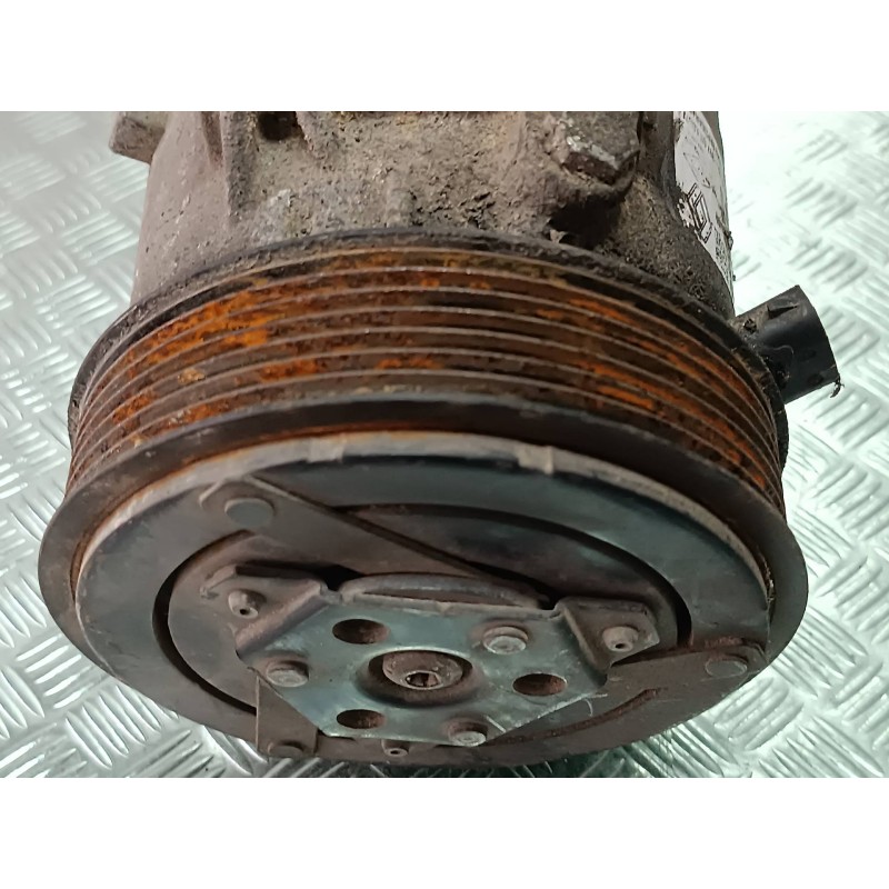 Recambio de compresor aire acondicionado para renault megane ii berlina 5p dynamique referencia OEM IAM 8200457418 R134A DELPHI