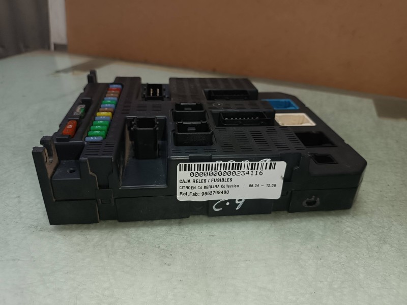 Recambio de caja reles / fusibles para citroen c4 berlina collection referencia OEM IAM 9663798480 BSI 2004 P0800 VALEO