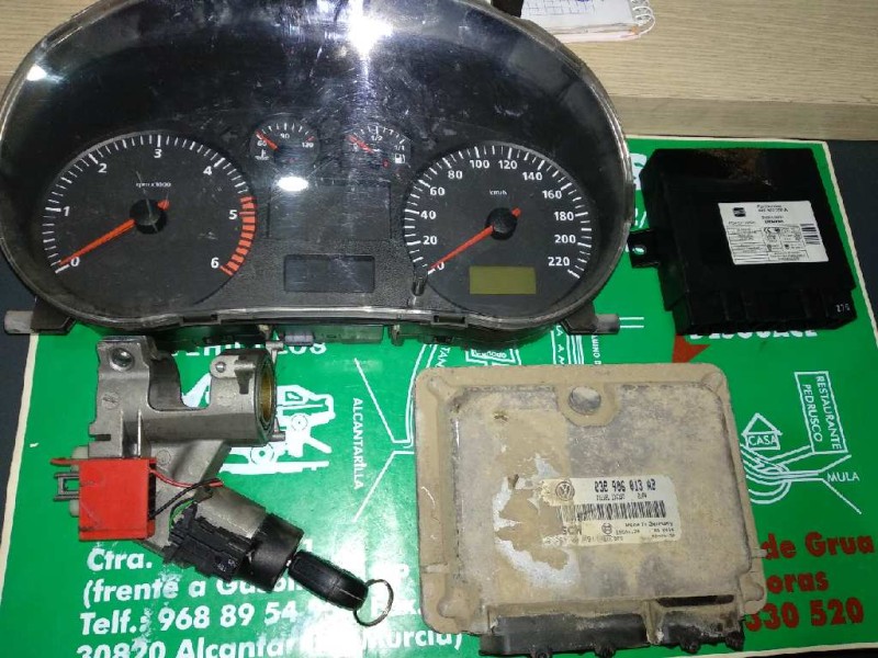 Recambio de centralita motor uce para seat ibiza (6k1) select referencia OEM IAM 038906013AB 0281001911 KIT - BOSCH