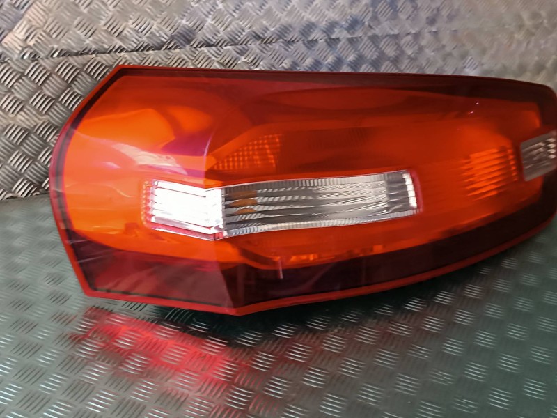 Recambio de piloto trasero izquierdo para citroen c4 picasso feel referencia OEM IAM   HELLA