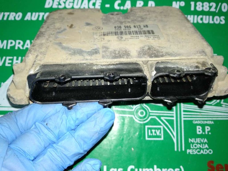 Recambio de centralita motor uce para seat ibiza (6k1) select referencia OEM IAM 038906013AB 0281001911 KIT - BOSCH