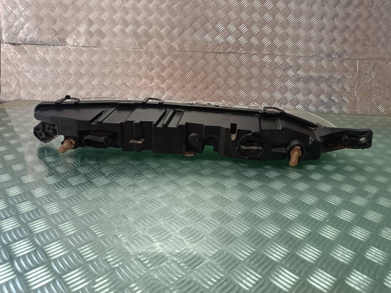 Recambio de piloto delantero izquierdo para citroen c4 picasso feel referencia OEM IAM 9676036380  VALEO