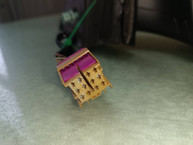 Recambio de retrovisor derecho para seat ibiza (6l1) cool referencia OEM IAM 6L0857508 876048 ELECTRICO