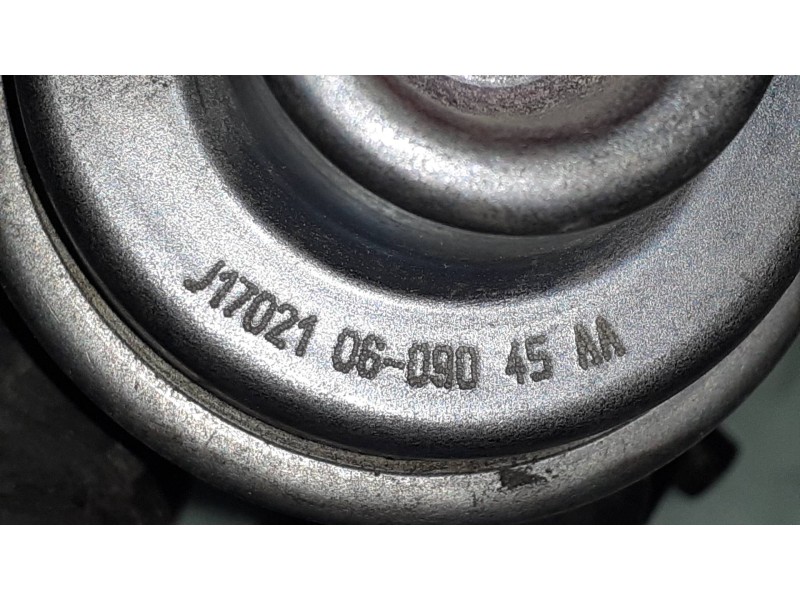 Recambio de enfriador egr para audi a4 berlina (8e) 2.0 tdi 16v (103kw) referencia OEM IAM   VALVULA