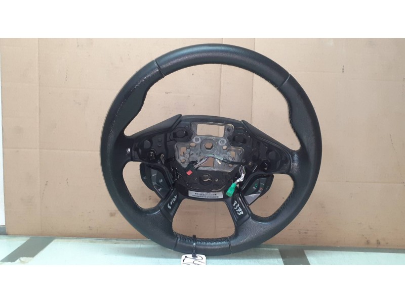 Recambio de volante para ford focus lim. (cb8) sport referencia OEM IAM AM513600DE3ZHE AM513600DE PIEL