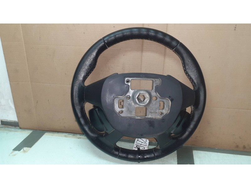 Recambio de volante para ford focus lim. (cb8) sport referencia OEM IAM AM513600DE3ZHE AM513600DE PIEL