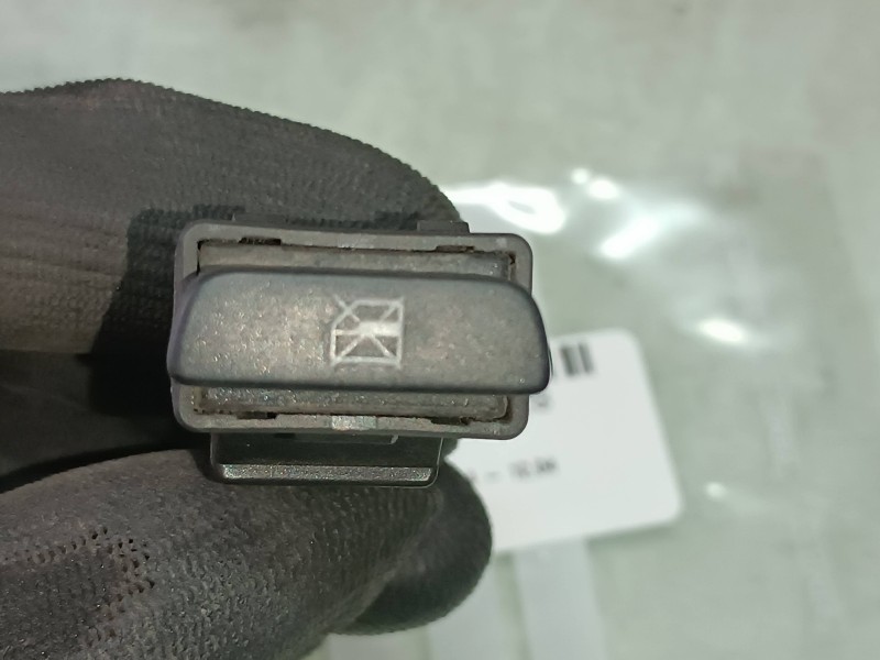 Recambio de interruptor para seat ibiza (6l1) cool referencia OEM IAM 6Q0959859 CONECTOR 4 PINES SEGURO ELEVALUNAS