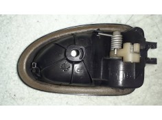 Recambio de maneta interior delantera izquierda para renault clio ii fase i (b/cbo) 1.2 rn b/cboa/f referencia OEM IAM 770041597 2