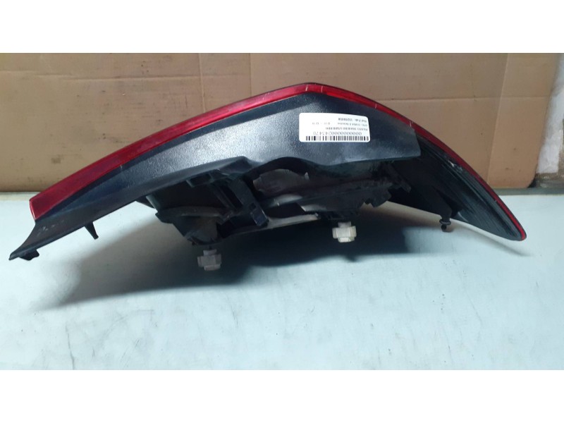 Recambio de piloto trasero izquierdo para opel corsa d selective referencia OEM IAM 13269050 89037882 89318811